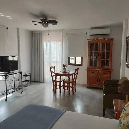 Pueblo Evita Benalmádena
